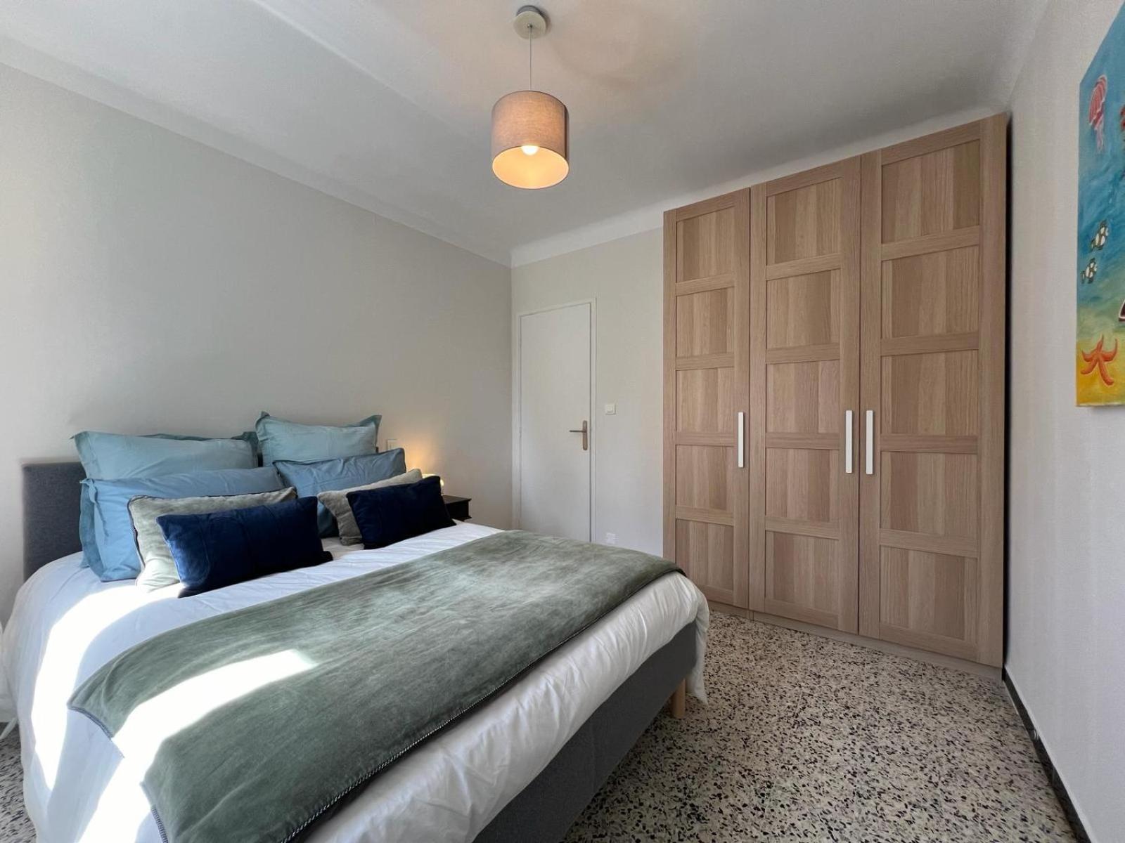 Liberta - T4 Spacieux, Calme, Lumineux, Centre Ville, Loggia Et Balcon *
